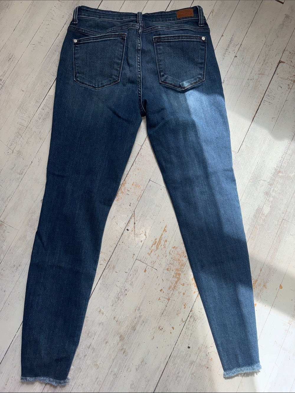 Judy Blue Dark Wash Ankle Skinny Jeans with Raw Hem - Picture 6 of 7